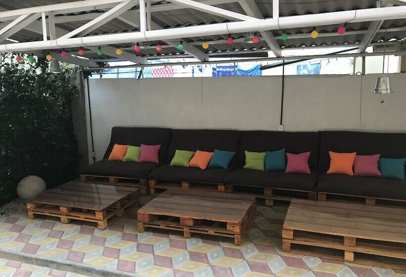 リゾートホテル Ekoterem