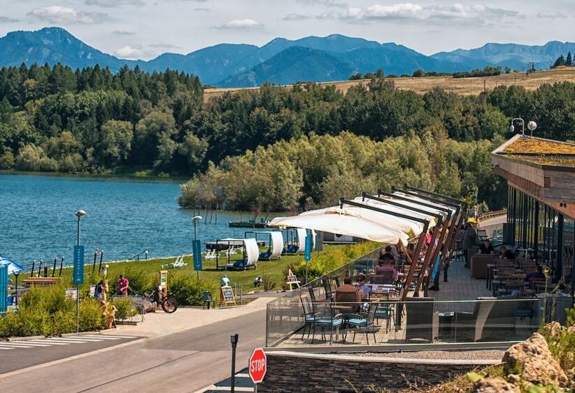 אתר נופש Marina Liptov Pri Liptovskej Mare