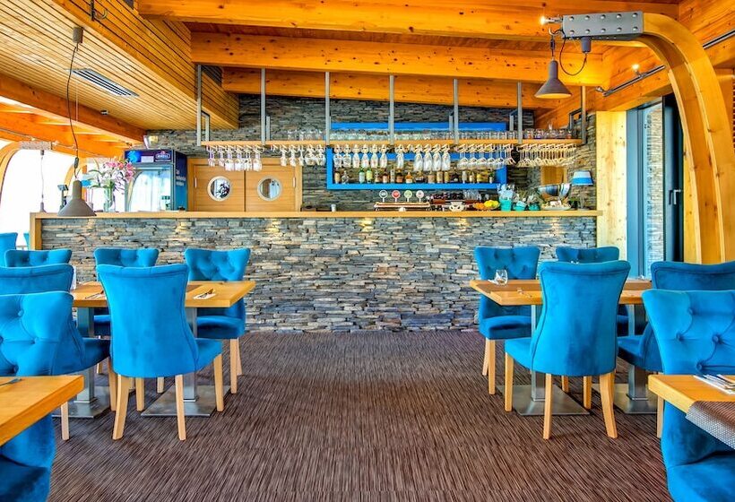 אתר נופש Marina Liptov Pri Liptovskej Mare