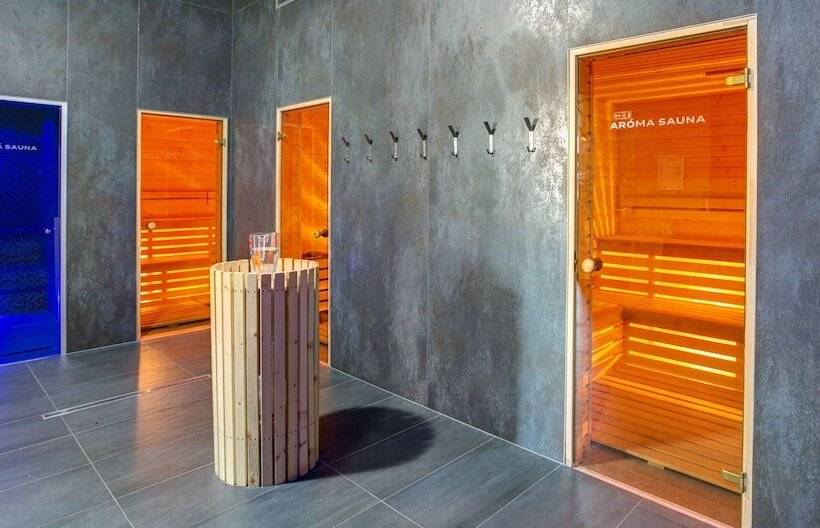 אתר נופש Marina Liptov Pri Liptovskej Mare