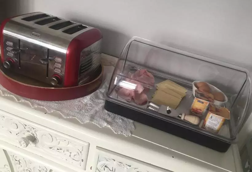 Southend Airport Bed & Breakfast