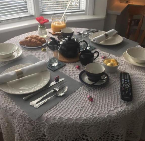 Southend Airport Bed & Breakfast