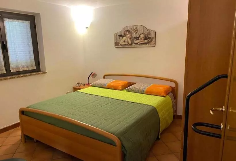 Aamiaismajoitus (B&B) Alloggio Turistico La Balocca
