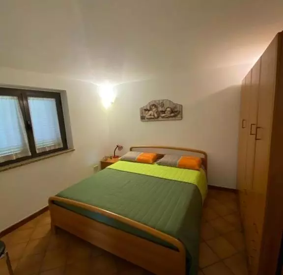 Aamiaismajoitus (B&B) Alloggio Turistico La Balocca