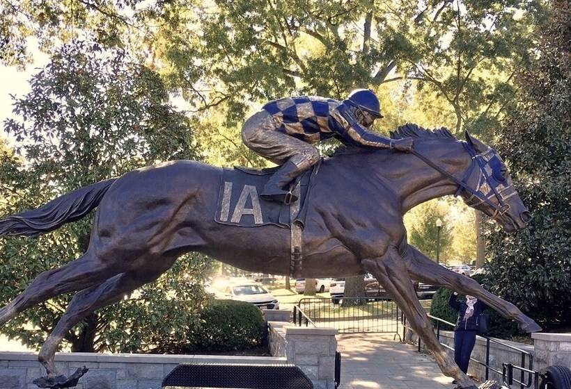مبيت وإفطار Charred Oaks Inn