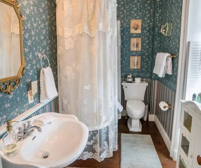Aamiaismajoitus (B&B) I.b. Munson House