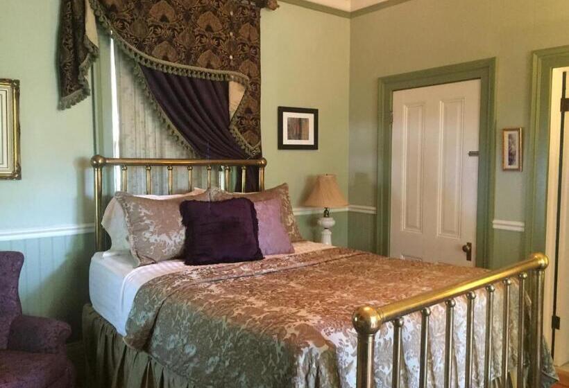 مبيت وإفطار The Whitmore Inn