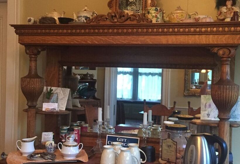 مبيت وإفطار The Whitmore Inn