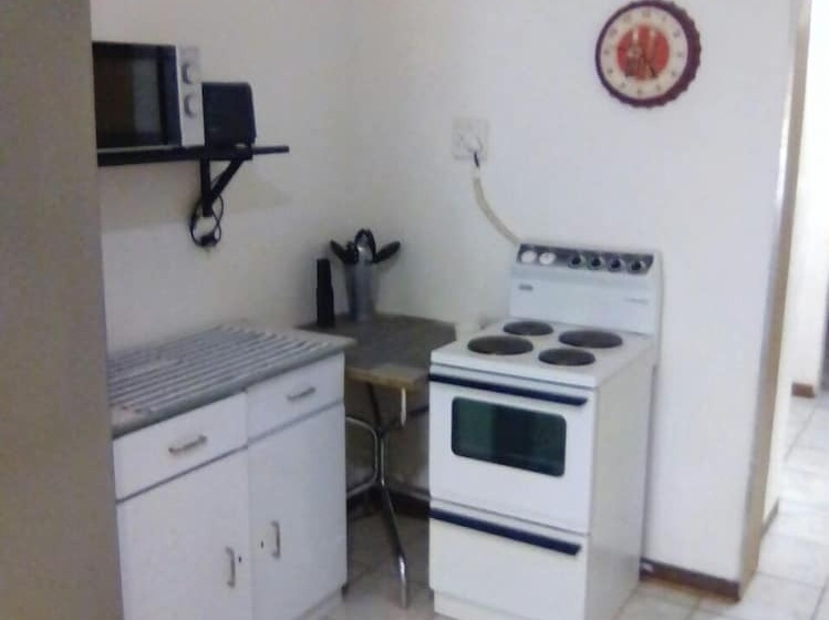 Hôtel Aardwolf Backpackers