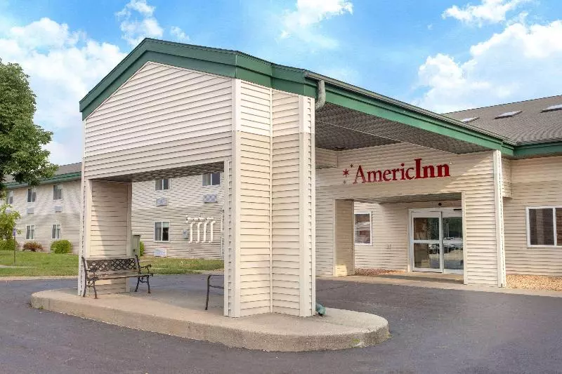 Hotelli Americinn By Wyndham Boscobel