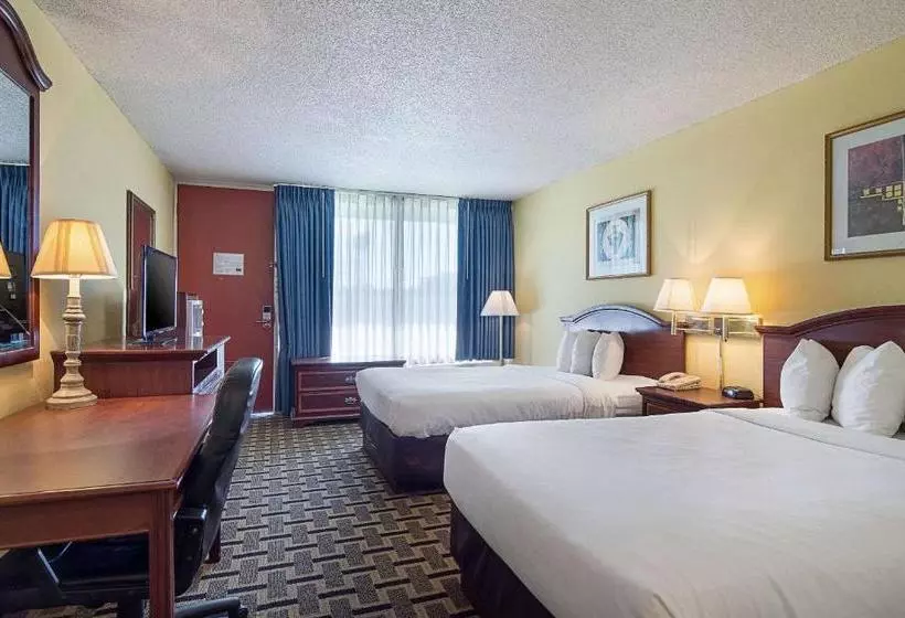 هتل Econo Lodge