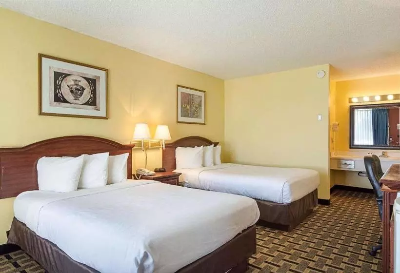 هتل Econo Lodge