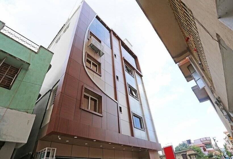 ホテル L N International