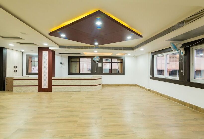 ホテル L N International