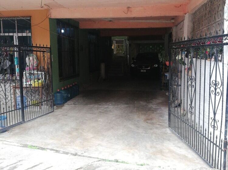 Hotelli Una Estrella Casa De Huéspedes