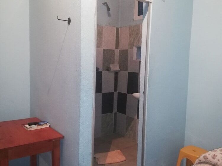 Hotelli Una Estrella Casa De Huéspedes