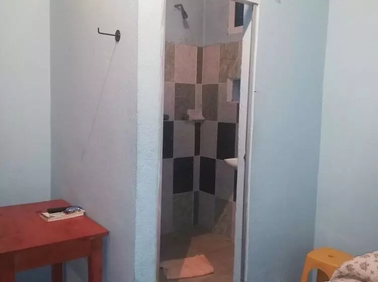 ホテル Una Estrella Casa De Huéspedes