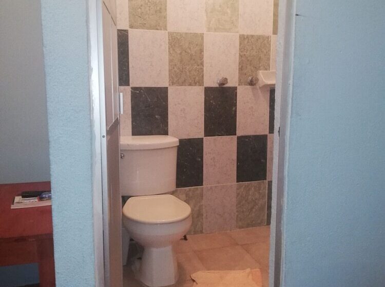 Hotelli Una Estrella Casa De Huéspedes