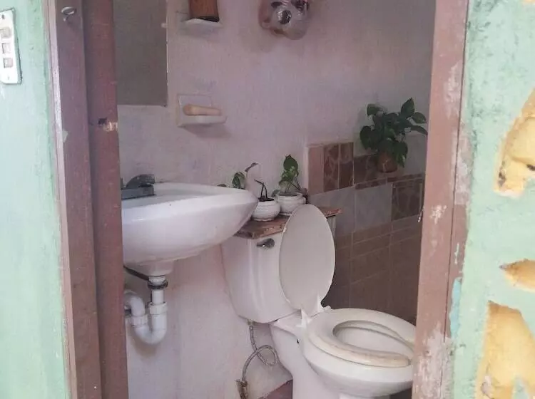 ホテル Una Estrella Casa De Huéspedes