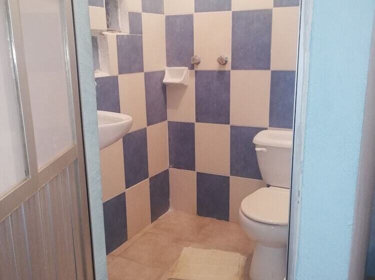 Hotelli Una Estrella Casa De Huéspedes