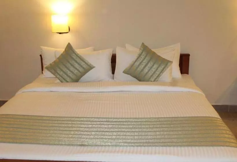Hotel Vasathi