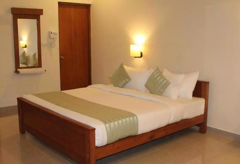 Hotel Vasathi