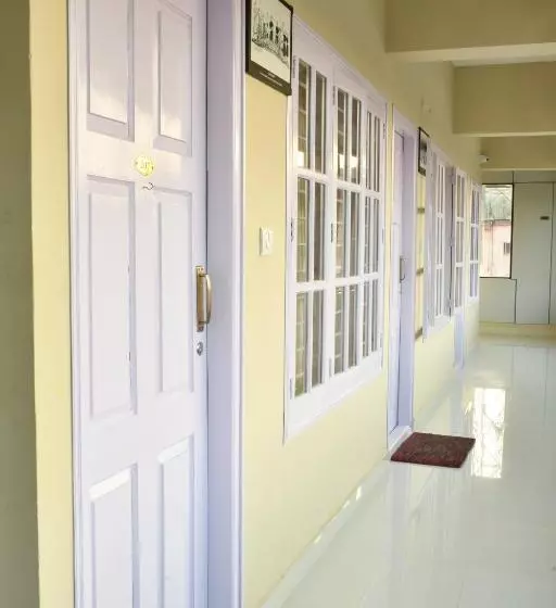Hotel Vasathi