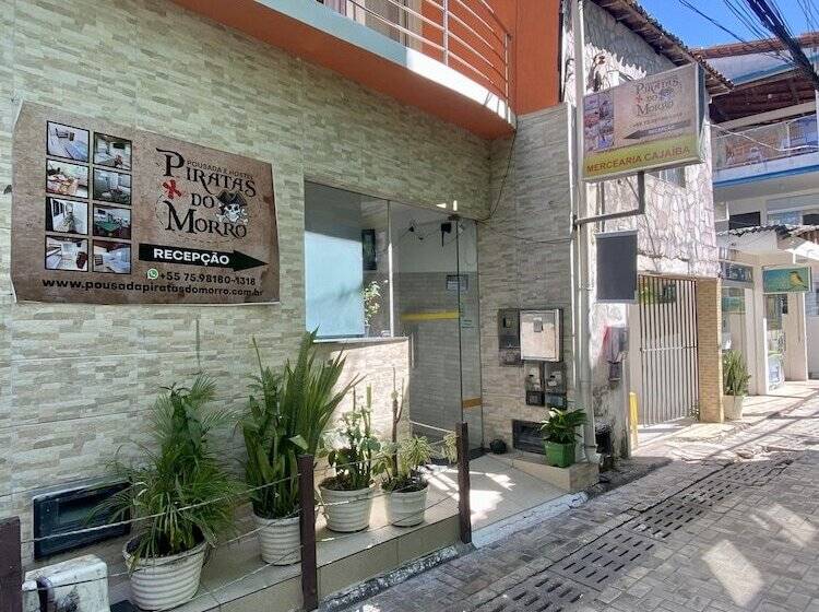 فندق صغير Piratas Do Morro Pousada