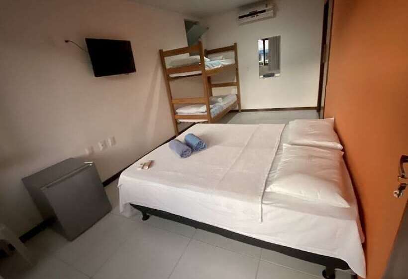 فندق صغير Piratas Do Morro Pousada