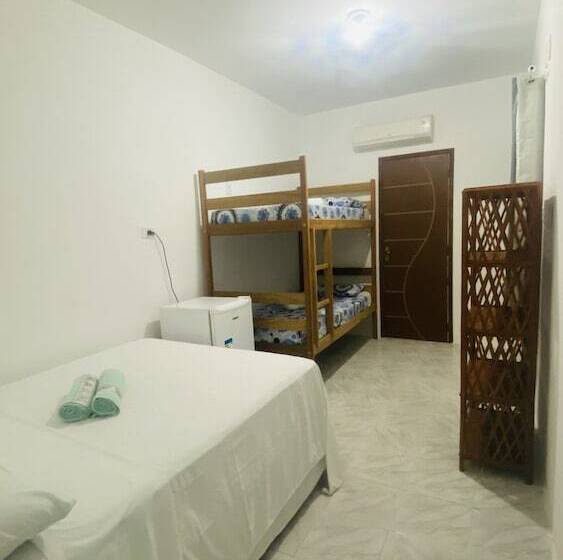 فندق صغير Piratas Do Morro Pousada