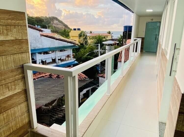 فندق صغير Piratas Do Morro Pousada