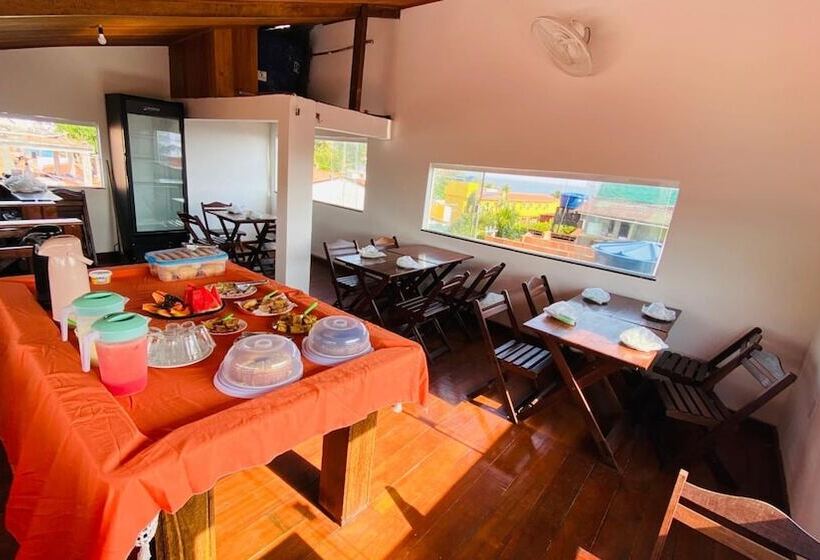 فندق صغير Piratas Do Morro Pousada