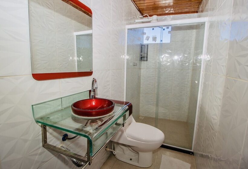 فندق صغير Piratas Do Morro Pousada