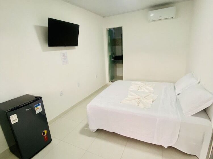 فندق صغير Piratas Do Morro Pousada