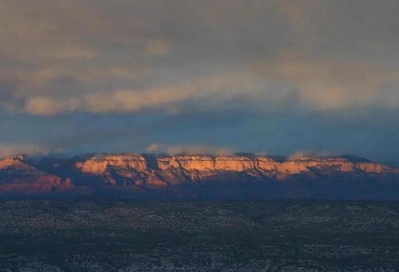 The Arizona Lighthouse B&b