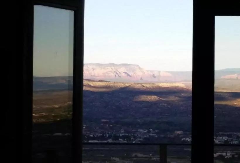 The Arizona Lighthouse B&b