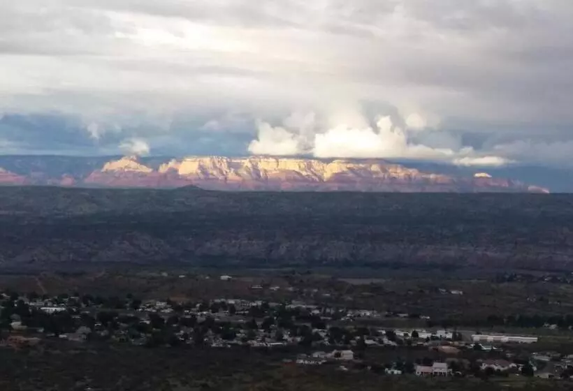 The Arizona Lighthouse B&b