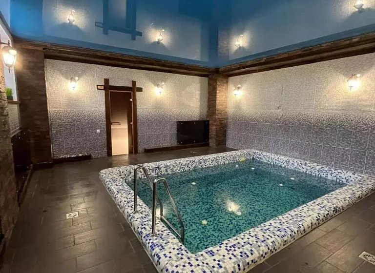 هاستل гостиница берлога