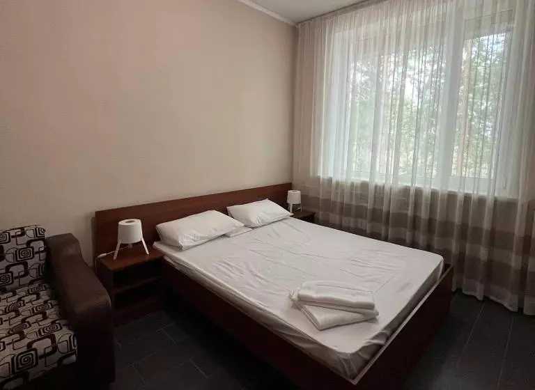 هاستل гостиница берлога