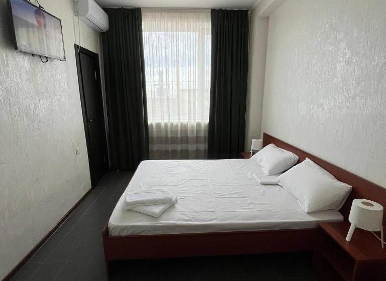 هاستل гостиница берлога