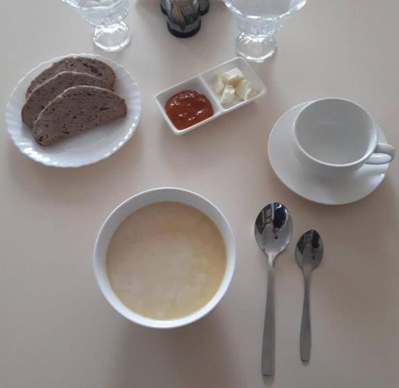 هاستل гостиница берлога