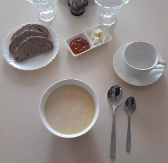 هاستل гостиница берлога