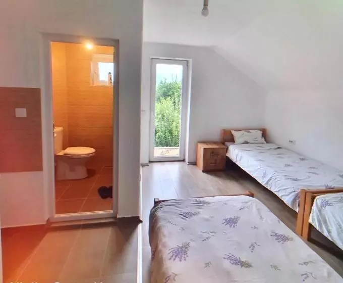 تختخواب و صبحانه Guest House Ulnika