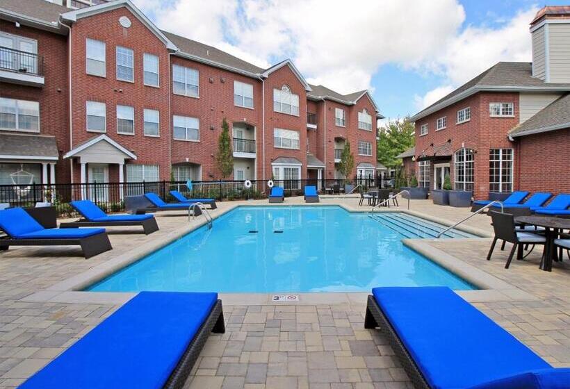 מלון כמוסות Santa Monica 2bedrooms Pool&gym&free Parking