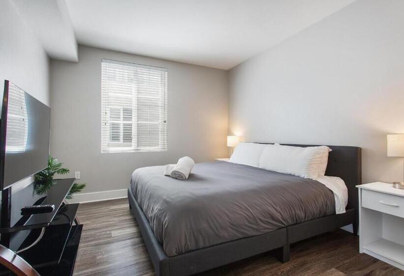 מלון כמוסות Santa Monica 2bedrooms Pool&gym&free Parking