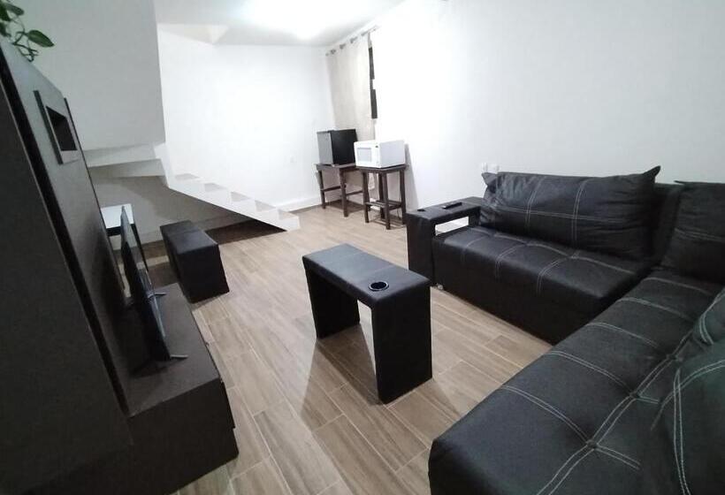 ホテル El Balcón