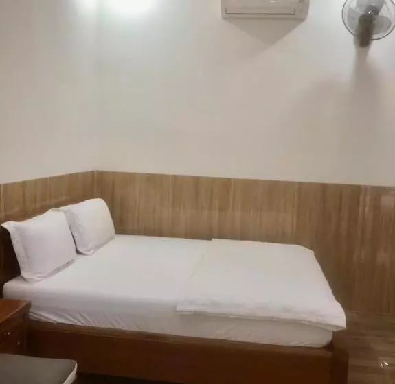 هتل Sơn Hiển Homestay