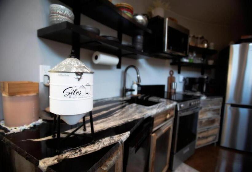 酒店 The Barn Silo At Goose Lake Lane