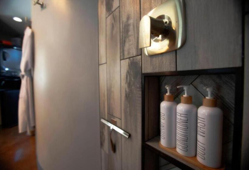 酒店 The Barn Silo At Goose Lake Lane