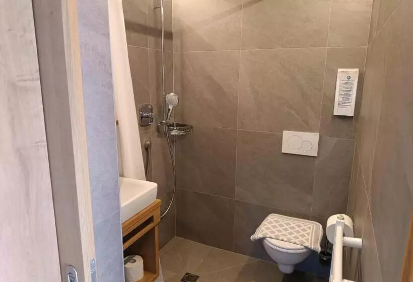 Majatalo Bed And Breakfast Ederhof